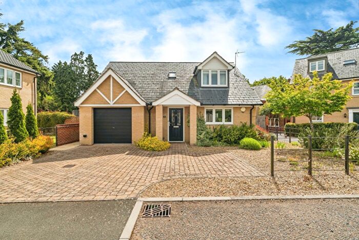 3 Bedroom Bungalow For Sale In Petersfield Drive, Horning, Norwich, Norfolk, NR12