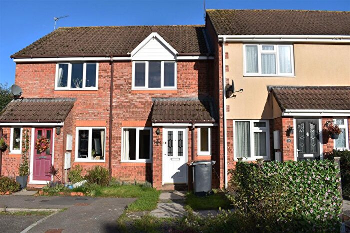 2 Bedroom Terraced House To Rent In The Cloisters, Romsey, SO51