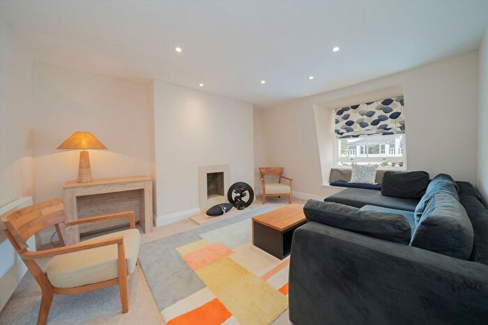 1 Bedroom Flat To Rent In Coleherne Road, London, SW10