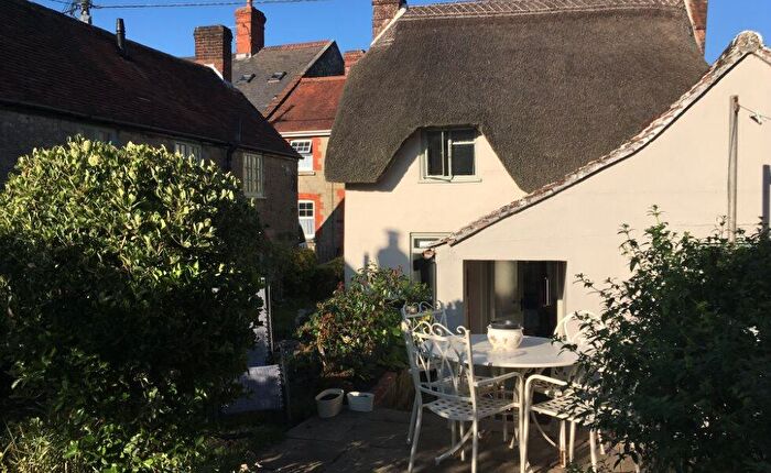 1 Bedroom Detached House To Rent In Victoria Street, Shaftesbury, Dorset, SP7