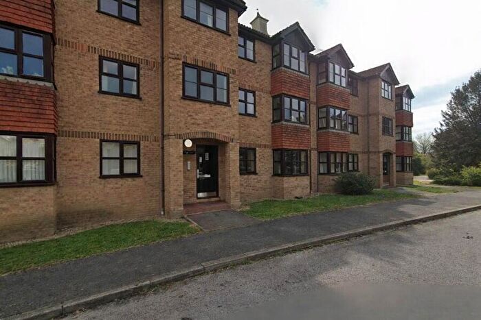 1 Bedroom Apartment To Rent In Mangles Road, Guildford, GU1