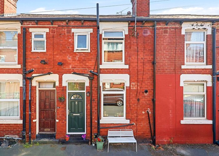 1 Bedroom Terraced House For Sale In Highbury Street, Meanwood, Leeds, LS6