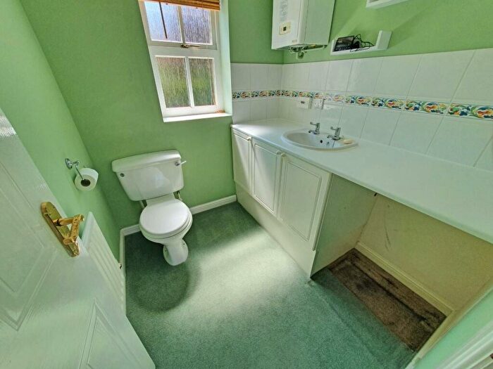 3 Bedroom Detached House For Sale In Woodsia Close, Boughton Vale, Rugby, CV23