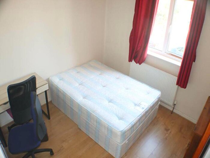 4 Bedroom House To Rent In Bishops Rise, Hatfield, Hertfordshire, AL10