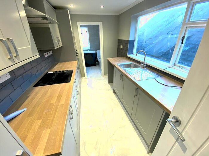 2 Bedroom Flat To Rent In Villette Road, Hendon, Sunderland, SR2