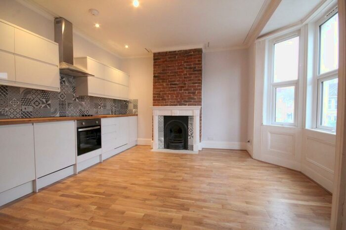 5 Bedroom House To Rent In Queens Park Road, Brighton, BN2