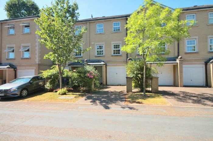 3 Bedroom Terraced House To Rent In Mandelbrote Drive, Cowley, Oxford, OX4