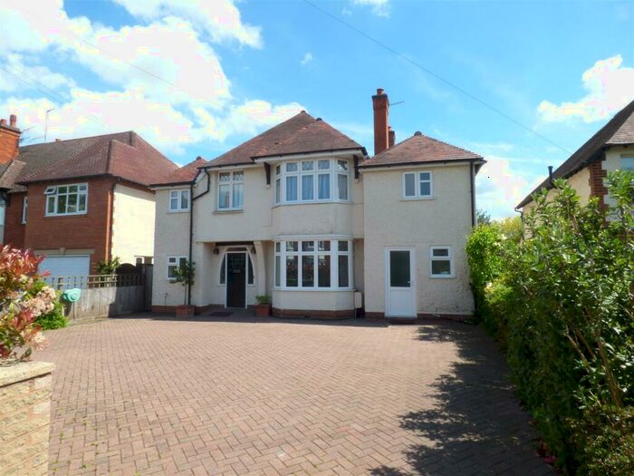 5 Bedroom Detached House To Rent In Shipston Road, Stratford-upon-Avon, CV37