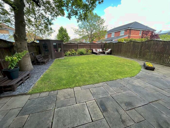 4 Bedroom Detached House For Sale In Sandhurst Drive, Wilmslow, SK9