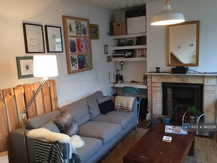 1 Bedroom Flat To Rent In Ranelagh Road, London, E11