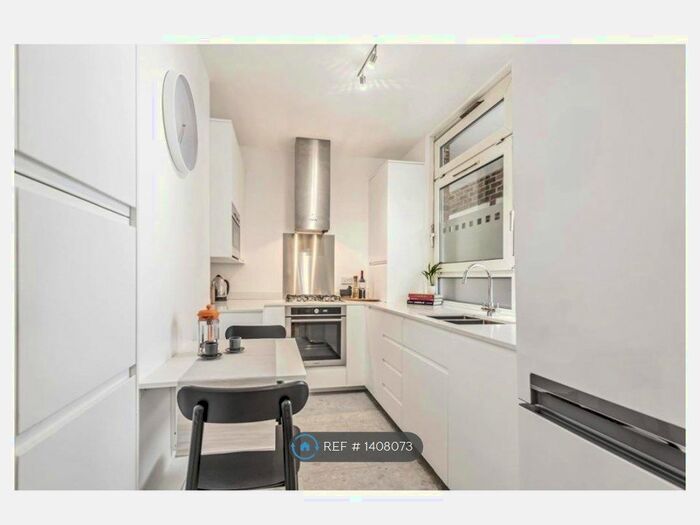 3 Bedroom Maisonette To Rent In Stoford Close, London, SW19
