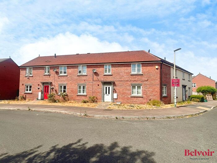 4 Bedroom Terraced House For Sale In Kingfisher Drive, Cheltenham, GL51