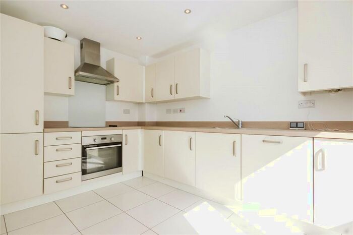 3 Bedroom Semi-Detached House To Rent In Thistle Close, Lyde Green, Bristol, BS16