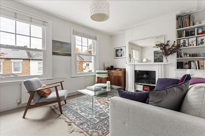2 Bedroom Flat To Rent In Gastein Road, Hammersmith, London, W6