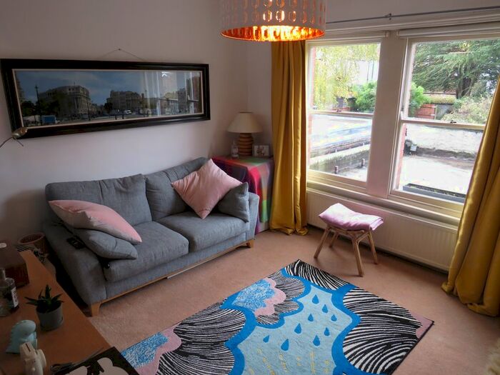 1 Bedroom Flat To Rent In Talbot Road, Highgate, N6