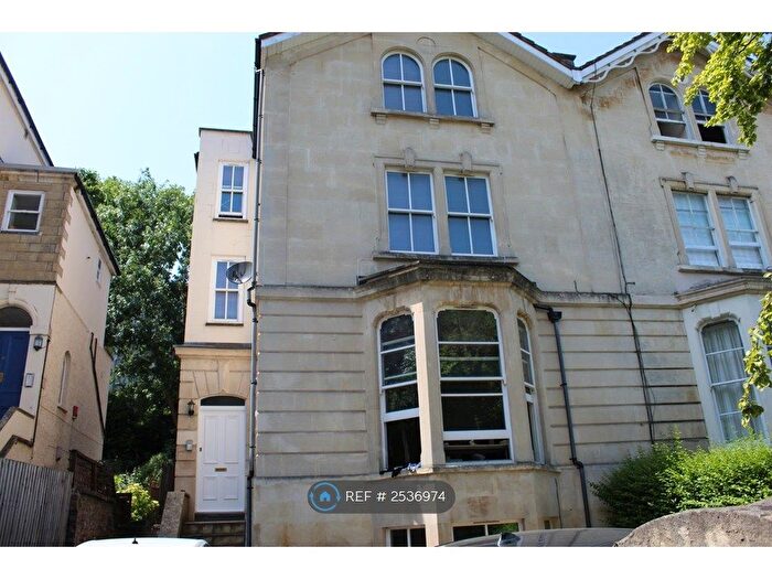 1 Bedroom Flat To Rent In Cotham Brow, Bristol, BS6