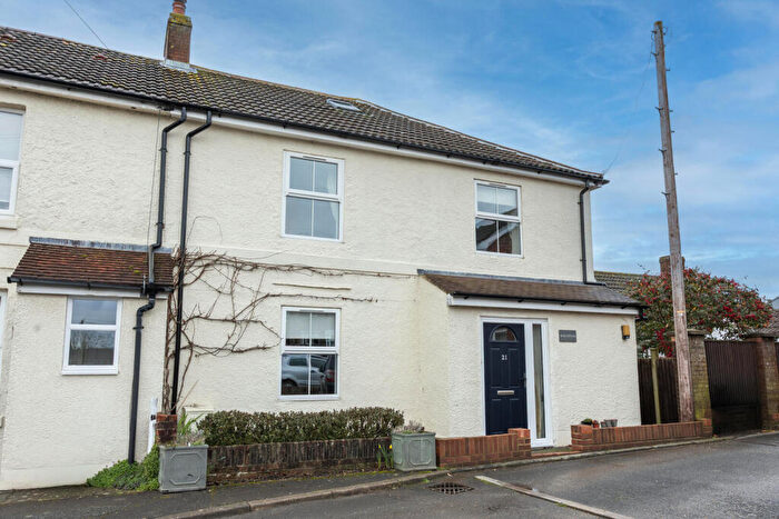 3 Bedroom House For Sale In Gifford Road, Bosham, Chichester, PO18