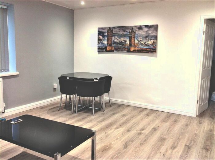 3 Bedroom Flat To Rent In Wansfell Close, Canley, Coventry, CV4