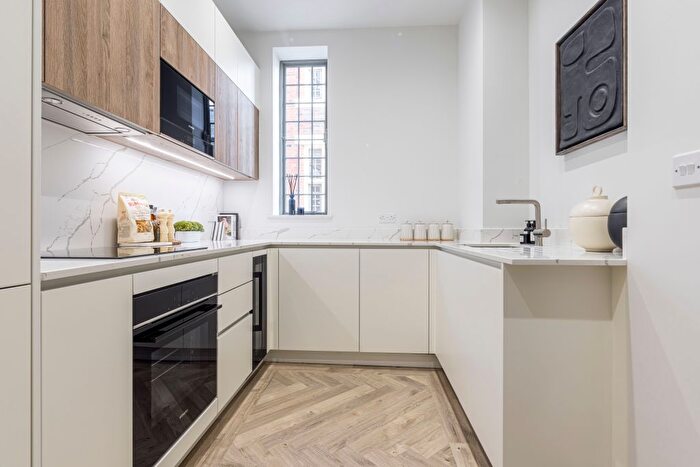 2 Bedroom Flat For Sale In Glenburnie Road, London, SW17