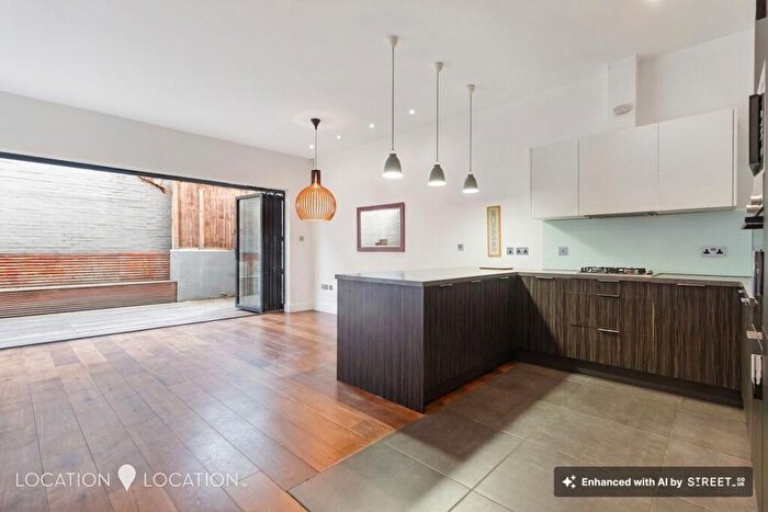 4 Bedroom Terraced House For Sale In Chelmer Road, London, E9