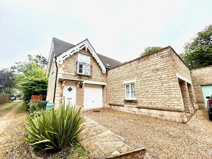 2 Bedroom Detached House To Rent In Quemerford, Calne, SN11