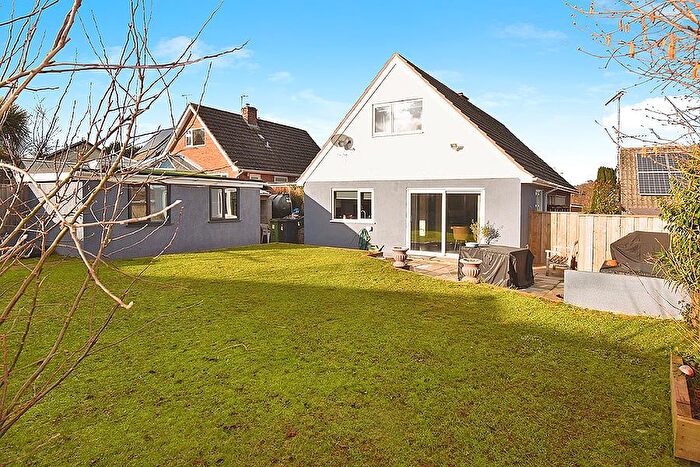 4 Bedroom Detached House For Sale In Rayners, Kennford, Exeter, EX6