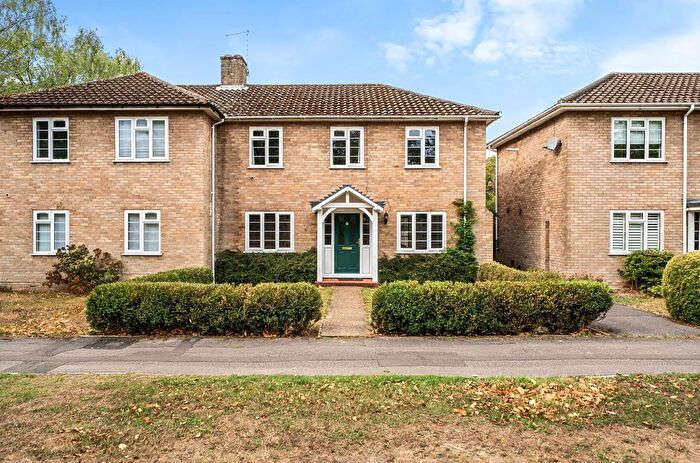 3 Bedroom Semi-Detached House For Sale In Bramdean Road, Thornhill Park, Southampton, Hampshire, SO18