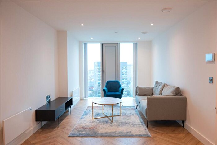 2 Bedroom Apartment For Sale In Silvercroft Street, Manchester, M15