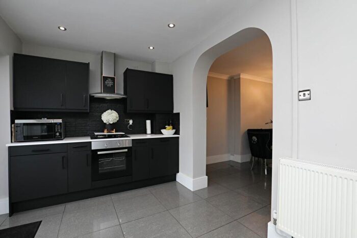 3 Bedroom Terraced House For Sale In Caeglas Avenue, Rumney, CF3