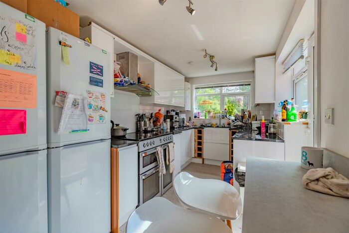 6 Bedroom House To Rent In Exeter Road, Birmingham, B29