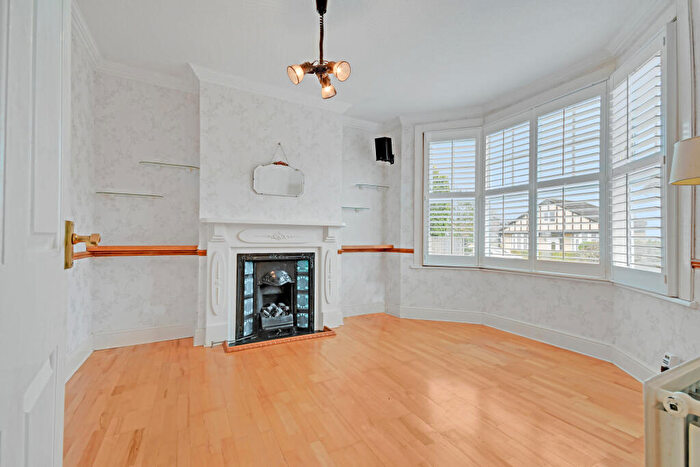 3 Bedroom Semi-Detached House For Sale In Tower Avenue, Chelmsford, CM1