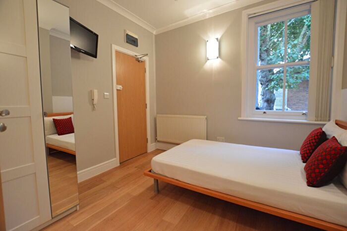 Studio To Rent In Flat, A West End Lane, West Hampstead, NW6
