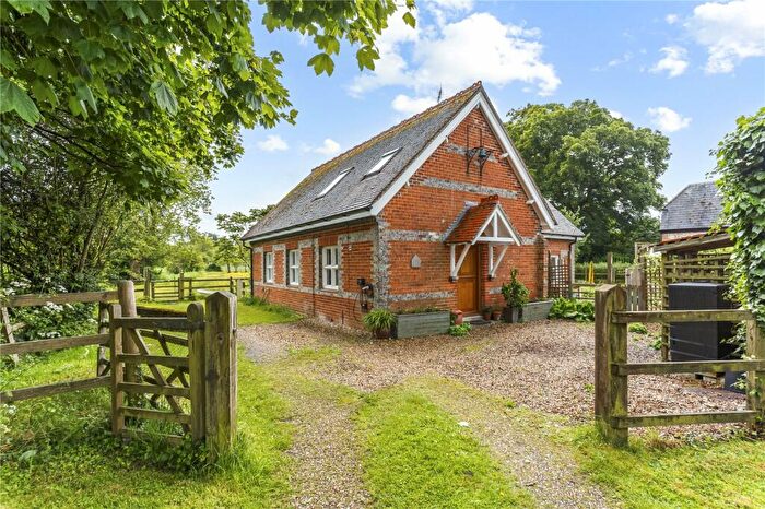 3 Bedroom Detached House For Sale In Weston, Newbury, West Berkshire, RG20
