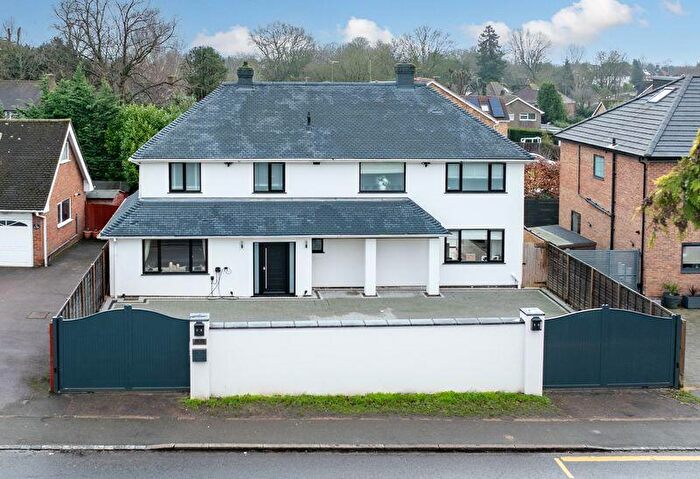 4 Bedroom Detached House For Sale In Watford Road, St. Albans, AL1