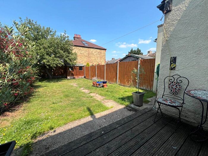 3 Bedroom Terraced House For Sale In Federation Road, Abbey Wood ** D Floorplan & Video Available **, SE2