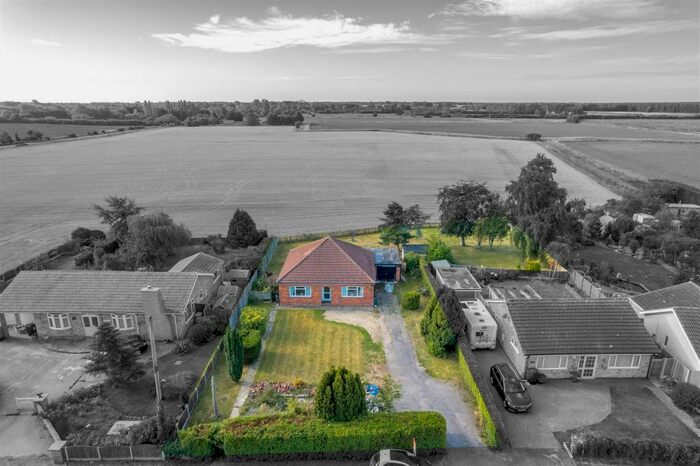 2 Bedroom Detached Bungalow For Sale In Wainfleet Road, Irby-In-The-Marsh, Skegness, PE24
