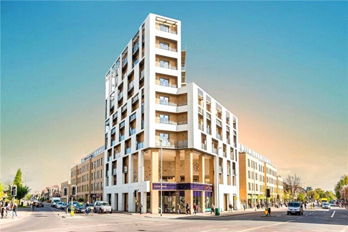 2 Bedroom Apartment To Rent In Marque House, Hills Road, Cambridge, CB2
