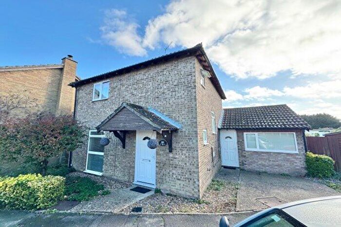 3 Bedroom Property To Rent In Lode Avenue, Cambridge, CB25