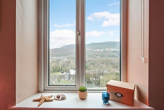 1 Bedroom House To Rent In Wood Road, Pontypridd, CF37