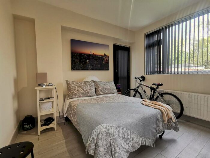 1 Bedroom Flat To Rent In Kenton Park Road, Harrow, HA3