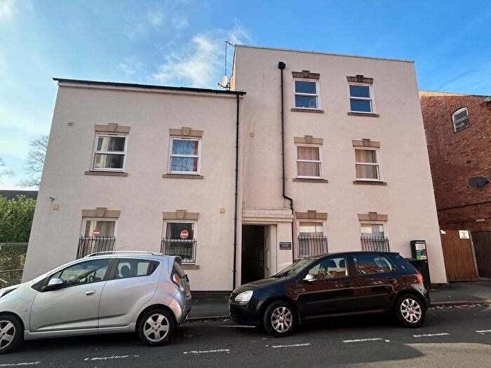 1 Bedroom Flat To Rent In Windsor Street, Leamington Spa, CV32