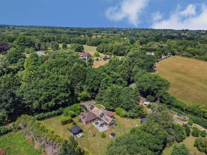 4 Bedroom Bungalow For Sale In Tong Road, Brenchley, Tonbridge, Kent, TN12