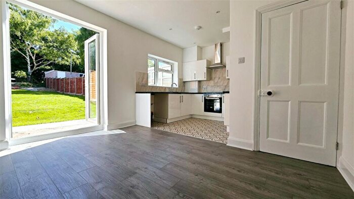 3 Bedroom Terraced House To Rent In Coulton Avenue, Northfleet, Gravesend, DA11