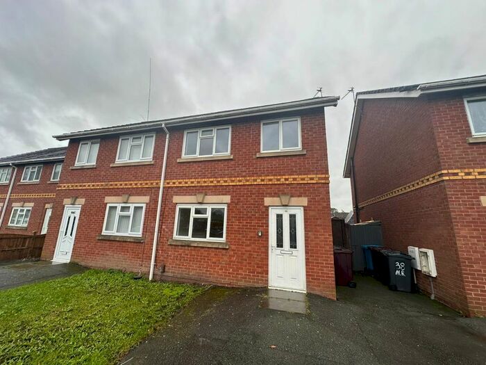 3 Bedroom Semi-Detached House To Rent In Mintor Road, Kirkby, Liverpool, L33