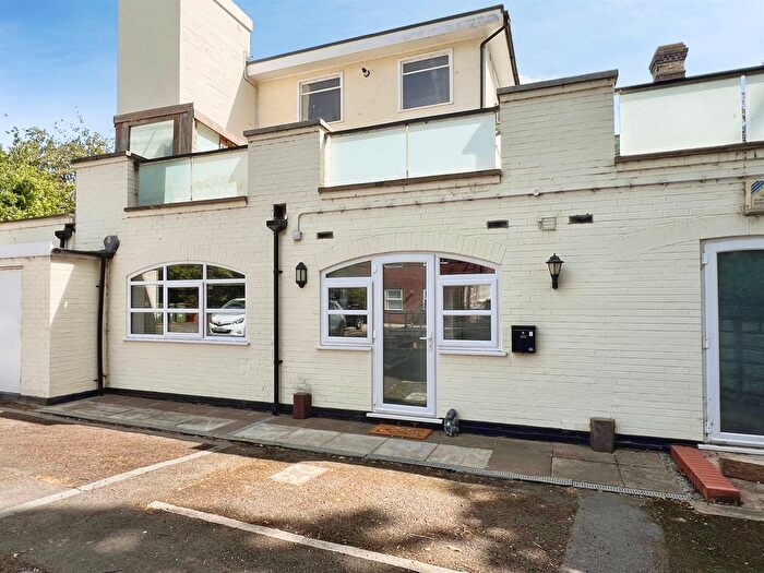 1 Bedroom Flat For Sale In Clifford Mill, Clifford Chambers, Stratford-Upon-Avon, CV37