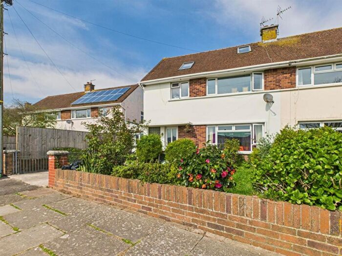 4 Bedroom Semi-Detached House For Sale In Meadow Lane, Porthcawl, CF36