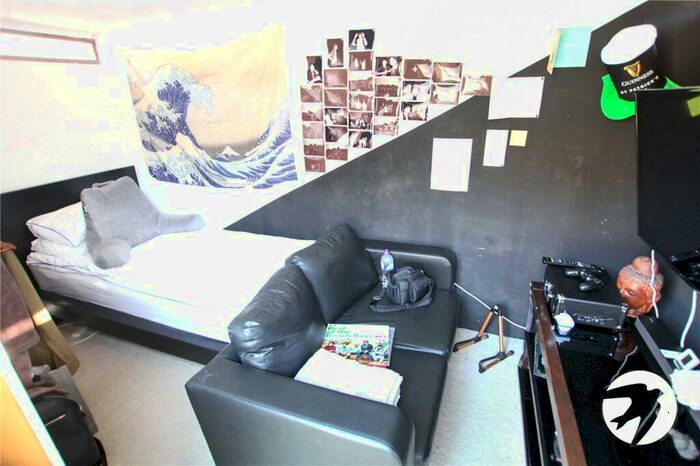 3 Bedroom Terraced House For Sale In Court Farm Road, London, SE9