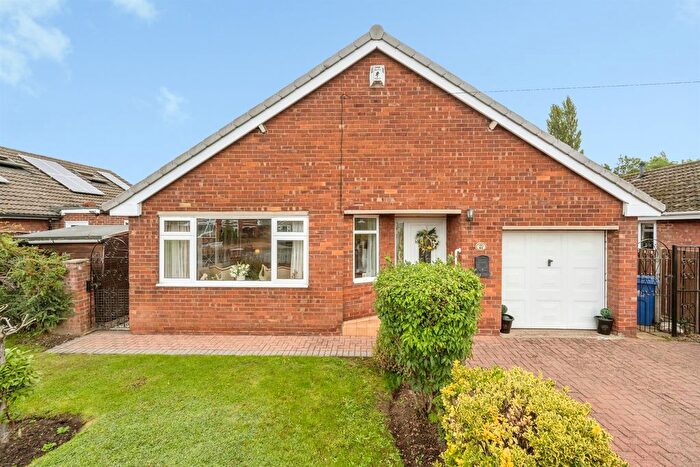 3 Bedroom Detached Bungalow For Sale In Newfields Avenue, Moorends, Doncaster, DN8