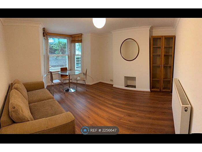 1 Bedroom Flat To Rent In Chadwick Road, London, SE15