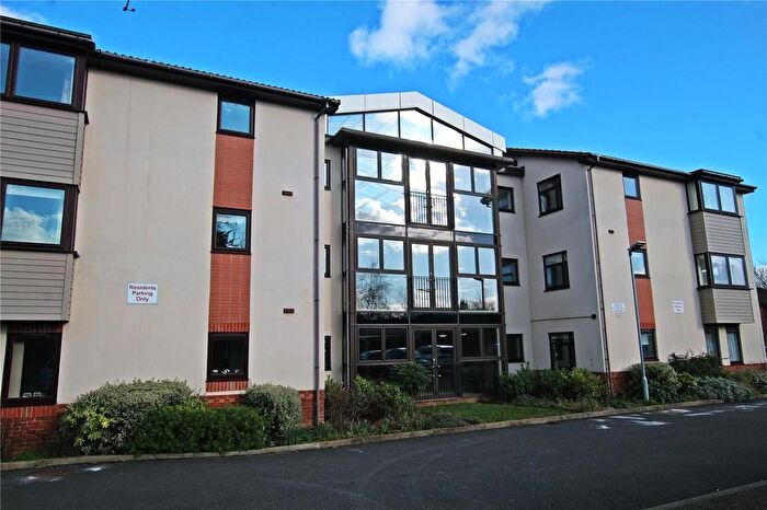 2 Bedroom Flat For Sale In The Limes, Newport Pagnell, MK16